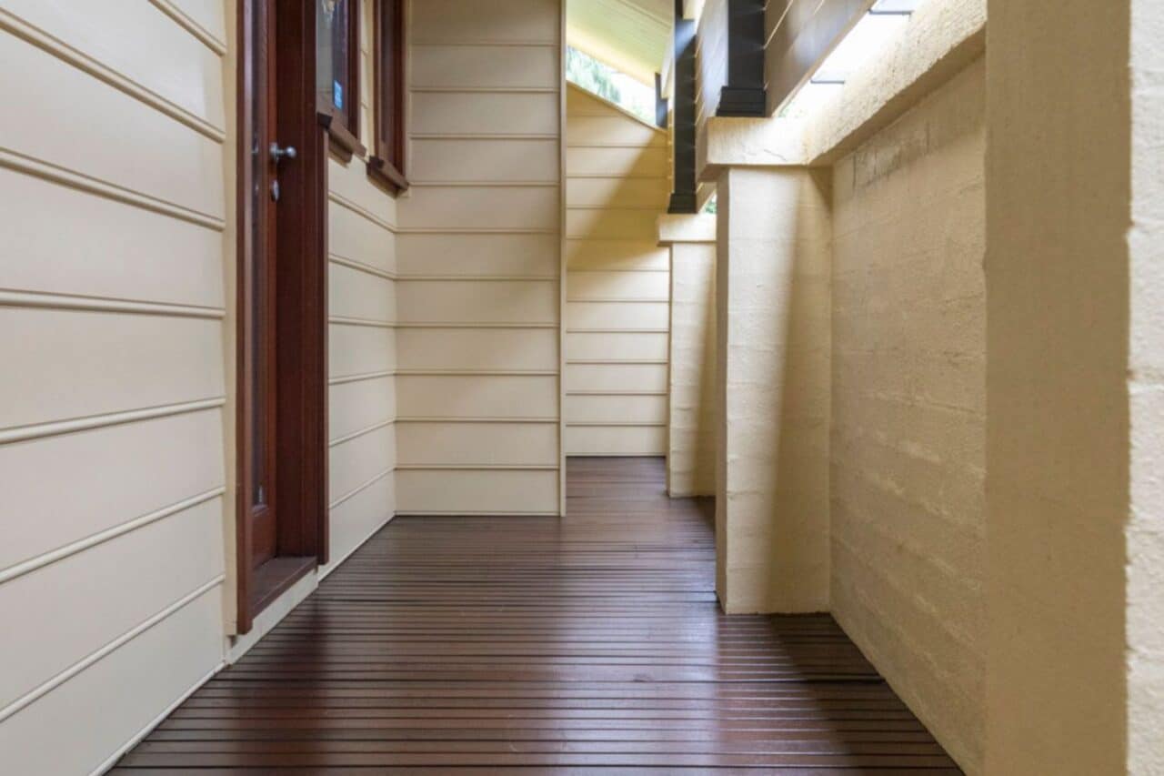 blue mountains painting timber repair (1)